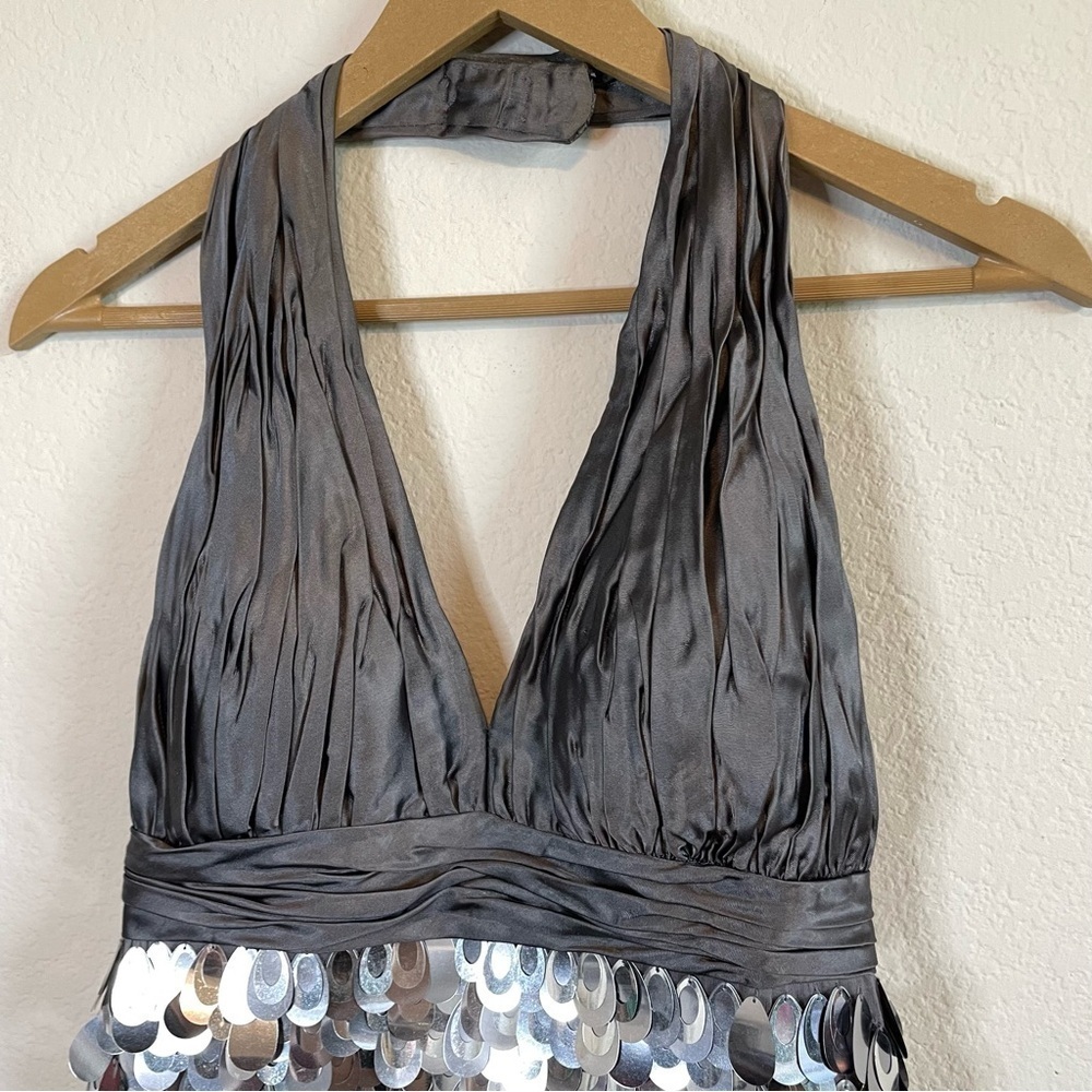 Beyond by Jovani Silver Cocktail Sequin Gray Halter Mini Dress 100% Silk Size 8 - Picture 3 of 12